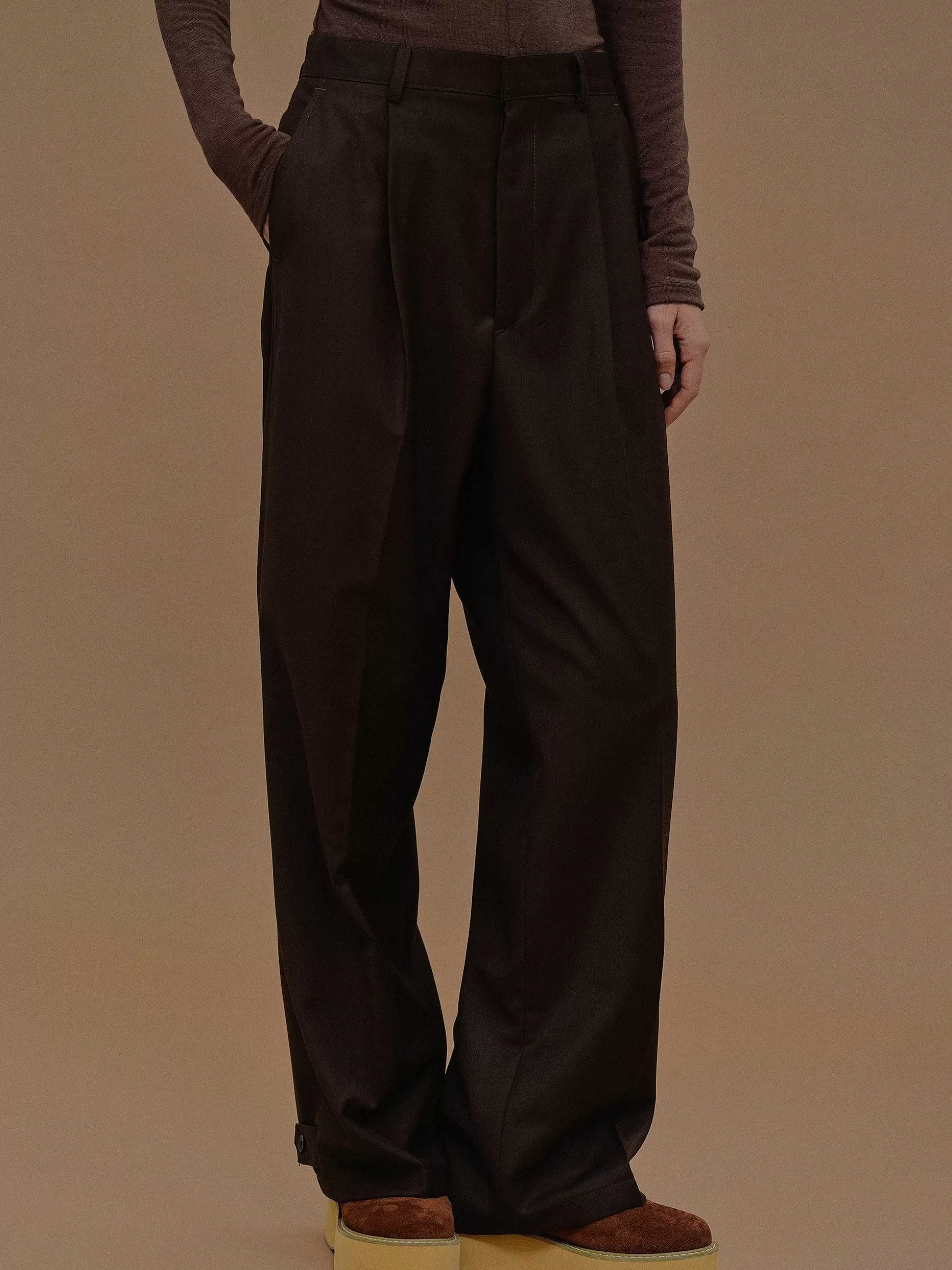 Source Unknown Pantalon Decontracte A Poche Triangulaire, Fondant Outlet